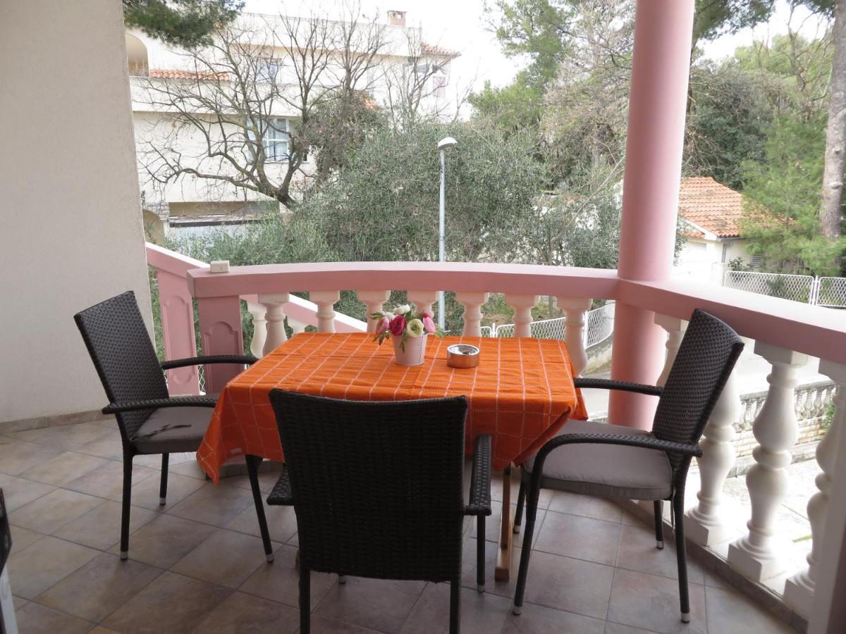 Gardenia Apartments Pakoštane Exteriér fotografie