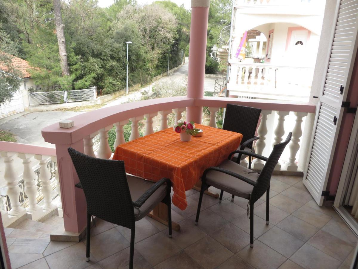 Gardenia Apartments Pakoštane Exteriér fotografie